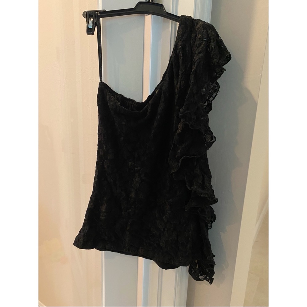 New Sky Black Lace One Shoulder Top Size Medium